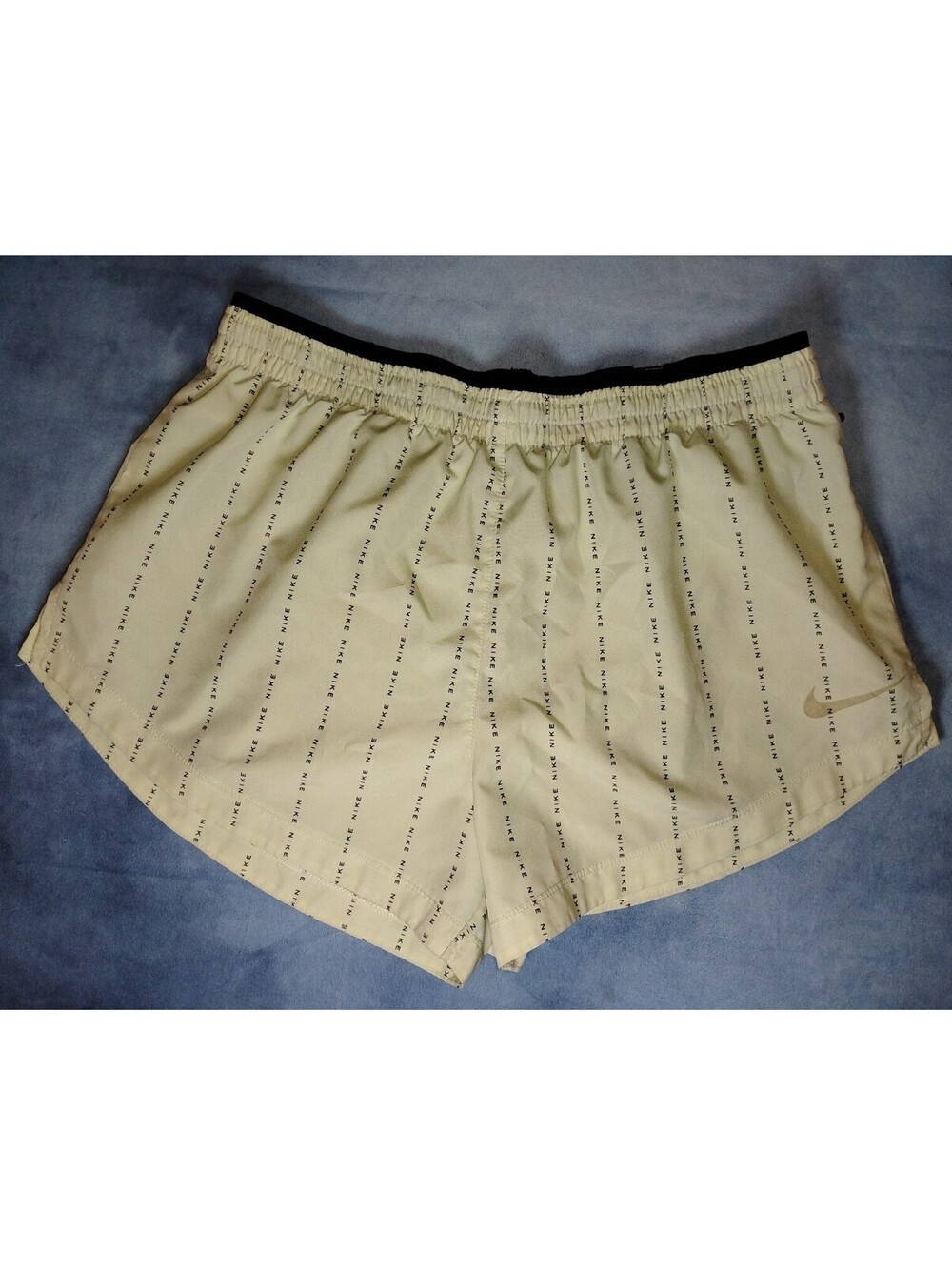 Women's medium Nike running shorts